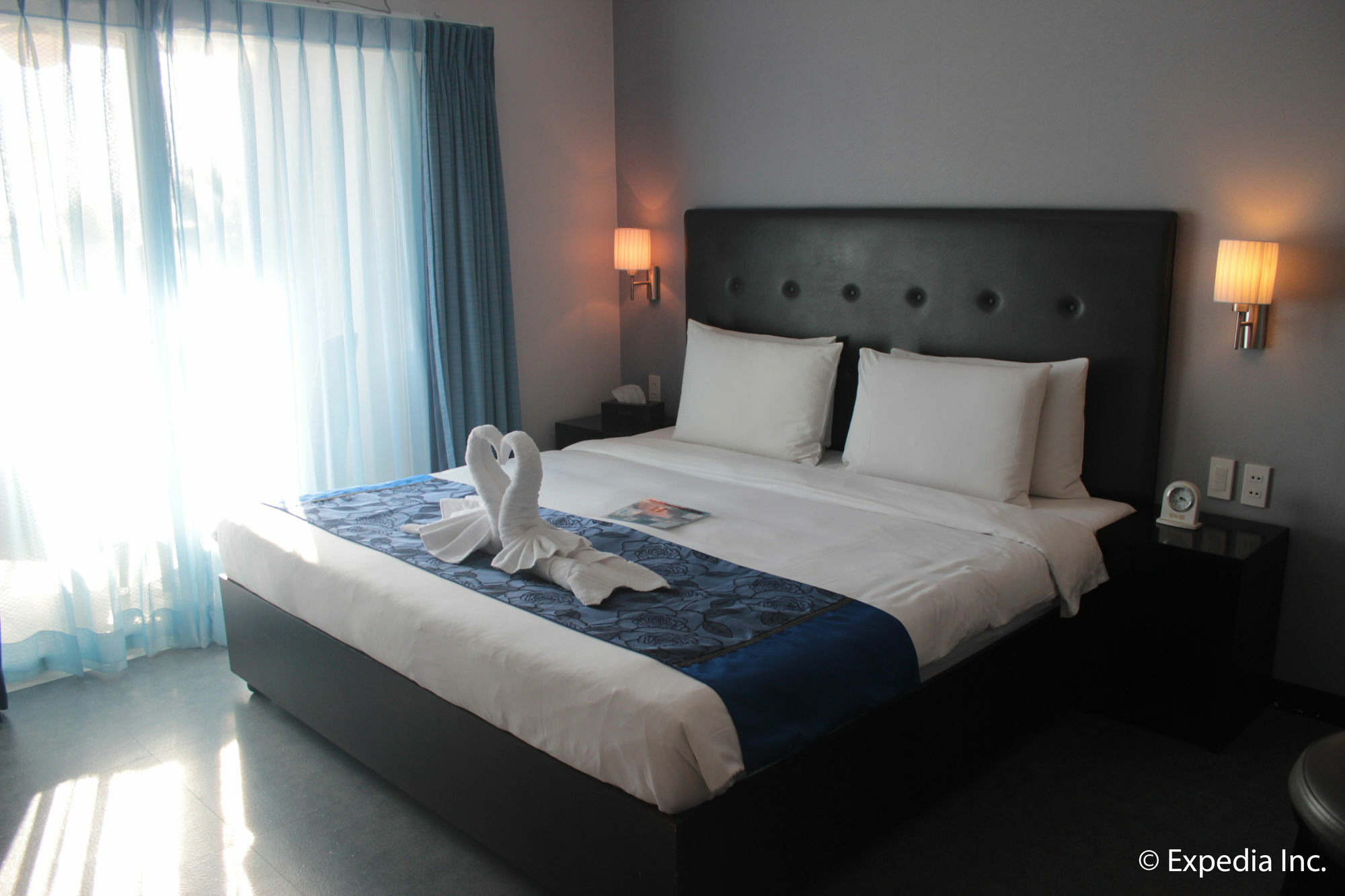 Sun Plaza Subic Hotel Olongapo Exterior photo